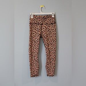 Never worn fabletics leggingss